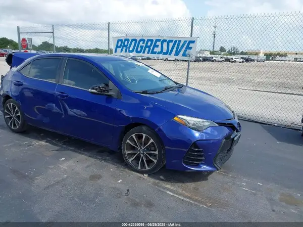 5YFBURHE3HP632686 2017 TOYOTA COROLLA - Image 1