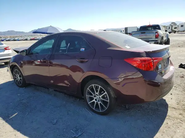 5YFBURHE3HP633708 2017 TOYOTA COROLLA - Image 2