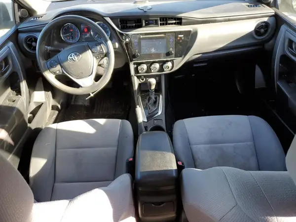 5YFBURHE3HP635345 2017 TOYOTA COROLLA - Image 8