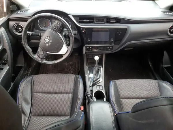 5YFBURHE3HP636768 2017 TOYOTA COROLLA - Image 8
