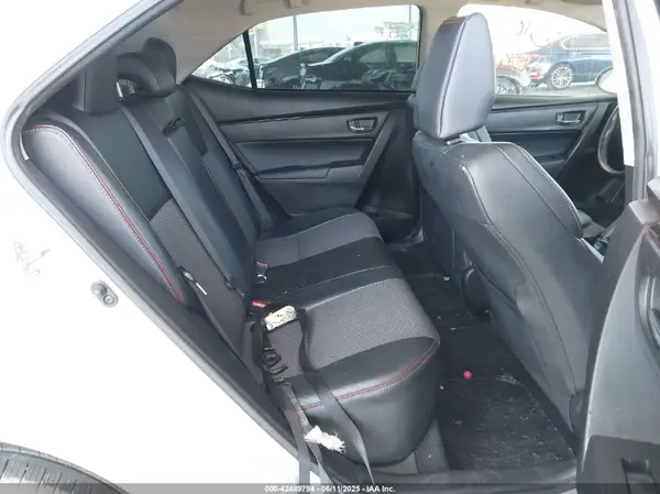 5YFBURHE3HP639251 2017 TOYOTA COROLLA - Image 8
