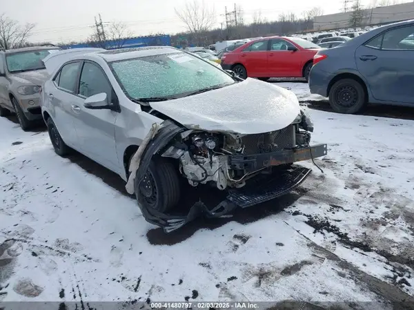 5YFBURHE3HP639296 2017 TOYOTA COROLLA - Image 1