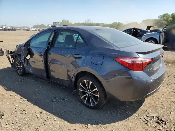 5YFBURHE3HP639573 2017 TOYOTA COROLLA - Image 2