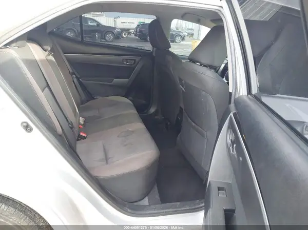 5YFBURHE3HP642456 2017 TOYOTA COROLLA - Image 8