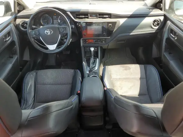 5YFBURHE3HP643977 2017 TOYOTA COROLLA - Image 8