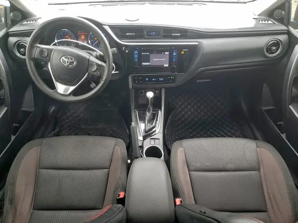 5YFBURHE3HP648435 2017 TOYOTA COROLLA - Image 8