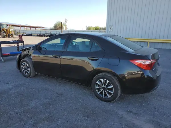 5YFBURHE3HP648757 2017 TOYOTA COROLLA - Image 2