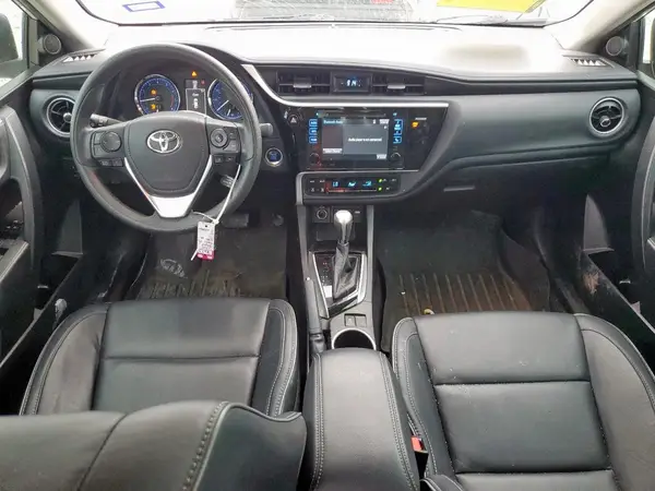 5YFBURHE3HP649522 2017 TOYOTA COROLLA - Image 8