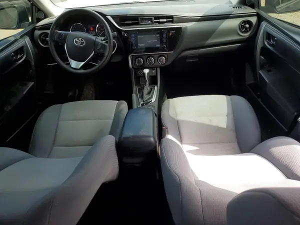 5YFBURHE3HP650119 2017 TOYOTA COROLLA - Image 8