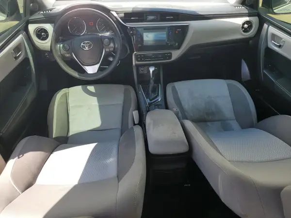5YFBURHE3HP651223 2017 TOYOTA COROLLA - Image 8