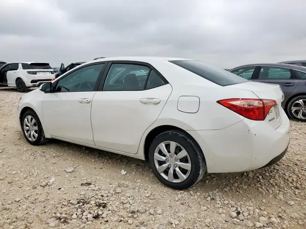 5YFBURHE3HP653649 2017 TOYOTA COROLLA - Image 2