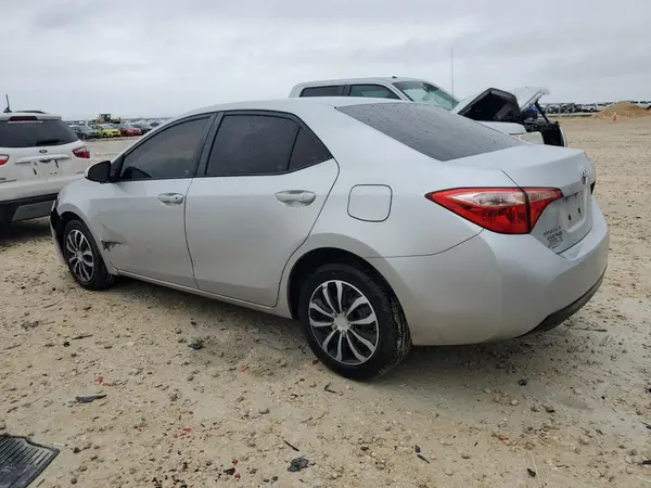 5YFBURHE3HP656146 2017 TOYOTA COROLLA - Image 2