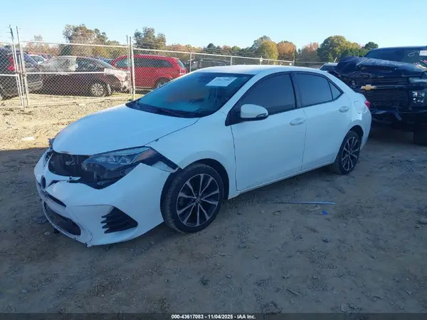 5YFBURHE3HP656275 2017 TOYOTA COROLLA - Image 2