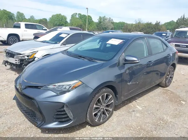 5YFBURHE3HP658270 2017 TOYOTA COROLLA - Image 2