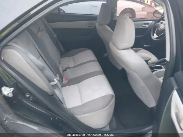 5YFBURHE3HP658835 2017 TOYOTA COROLLA - Image 8