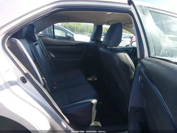 5YFBURHE3HP658897 2017 TOYOTA COROLLA - Image 8