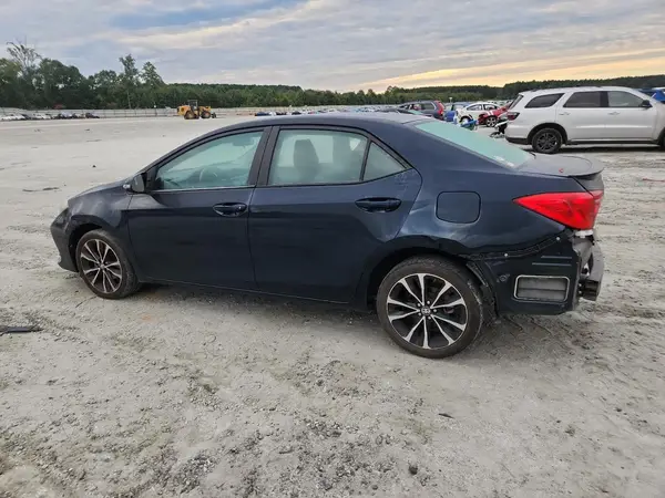5YFBURHE3HP660133 2017 TOYOTA COROLLA - Image 2