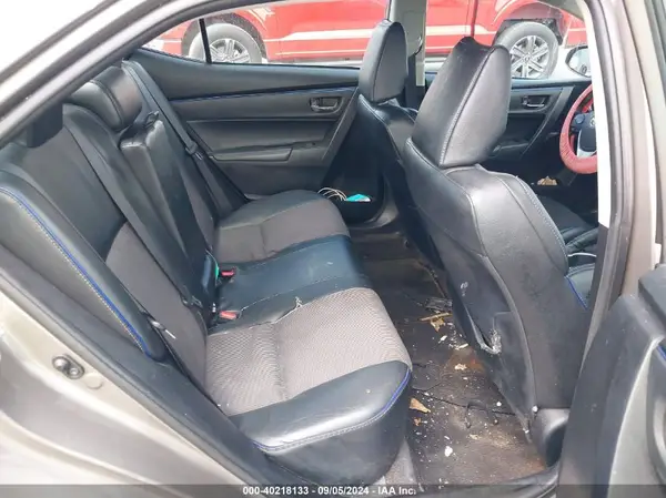 5YFBURHE3HP661248 2017 TOYOTA COROLLA - Image 8