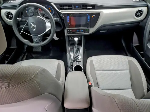 5YFBURHE3HP667311 2017 TOYOTA COROLLA - Image 8