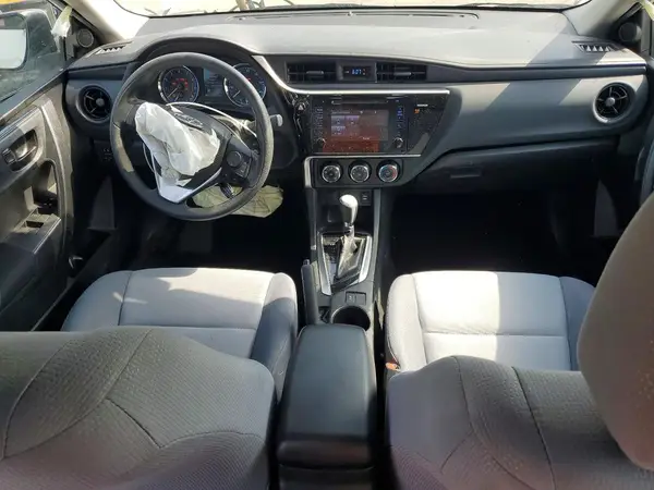 5YFBURHE3HP669530 2017 TOYOTA COROLLA - Image 8