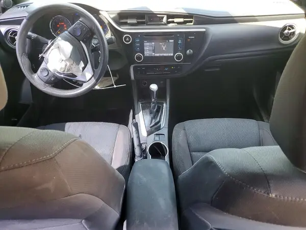 5YFBURHE3HP670371 2017 TOYOTA COROLLA - Image 8