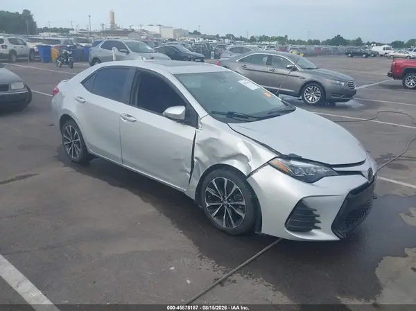 5YFBURHE3HP672105 2017 TOYOTA COROLLA - Image 1