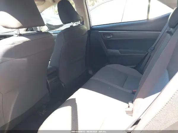 5YFBURHE3HP673481 2017 TOYOTA COROLLA - Image 8