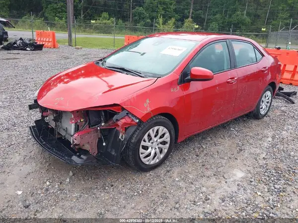 5YFBURHE3HP676932 2017 TOYOTA COROLLA - Image 2