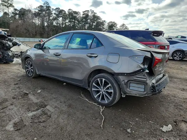 5YFBURHE3HP679152 2017 TOYOTA COROLLA - Image 2