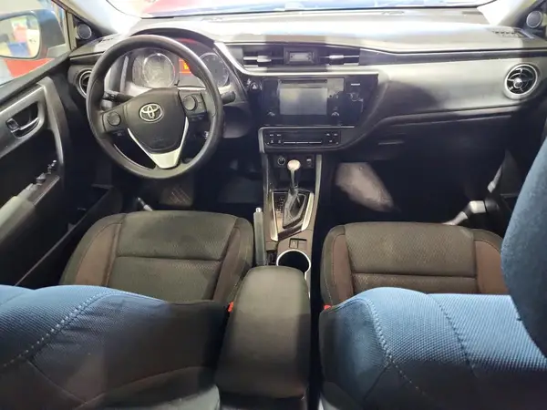 5YFBURHE3HP680351 2017 TOYOTA COROLLA - Image 8