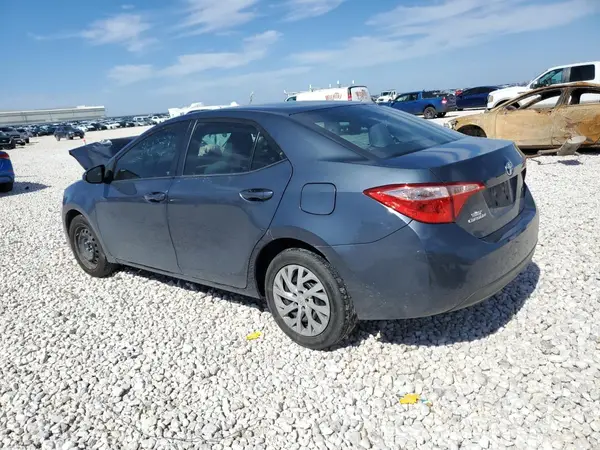 5YFBURHE3HP682293 2017 TOYOTA COROLLA - Image 2
