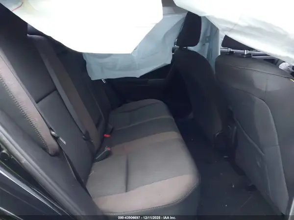 5YFBURHE3HP684951 2017 TOYOTA COROLLA - Image 8