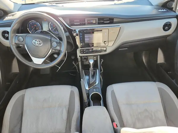5YFBURHE3HP685324 2017 TOYOTA COROLLA - Image 8