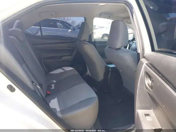 5YFBURHE3HP686148 2017 TOYOTA COROLLA - Image 8