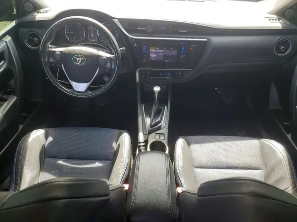 5YFBURHE3HP689034 2017 TOYOTA COROLLA - Image 8