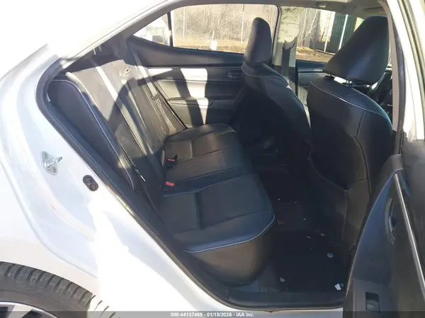 5YFBURHE3HP689678 2017 TOYOTA COROLLA - Image 8