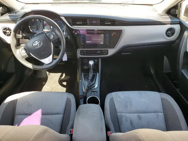 5YFBURHE3HP690460 2017 TOYOTA COROLLA - Image 8