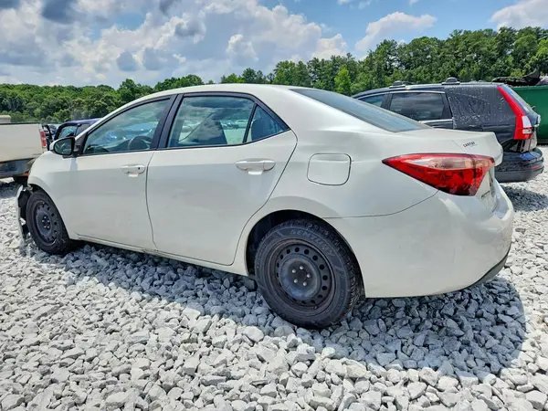 5YFBURHE3HP690961 2017 TOYOTA COROLLA - Image 2