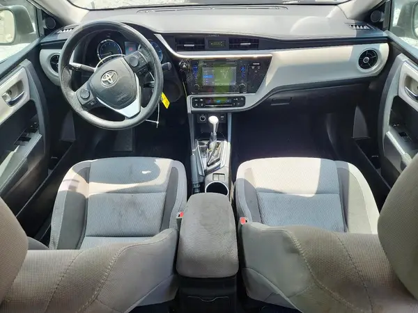 5YFBURHE3HP690961 2017 TOYOTA COROLLA - Image 8