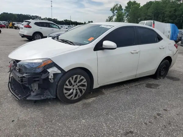 5YFBURHE3HP692001 2017 TOYOTA COROLLA - Image 1