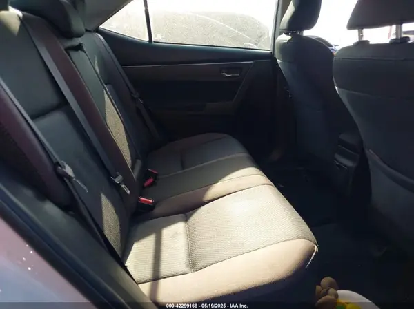 5YFBURHE3HP693326 2017 TOYOTA COROLLA - Image 8