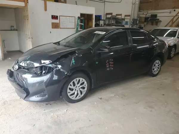 5YFBURHE3HP693617 2017 TOYOTA COROLLA - Image 1