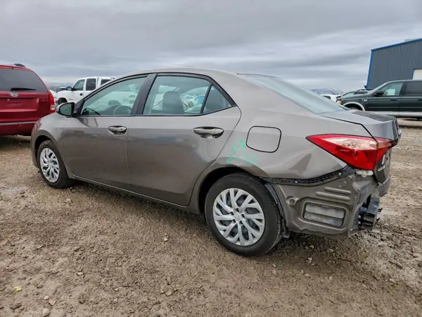 5YFBURHE3HP695125 2017 TOYOTA COROLLA - Image 2