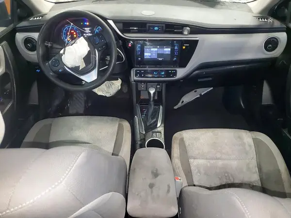5YFBURHE3HP695609 2017 TOYOTA COROLLA - Image 8