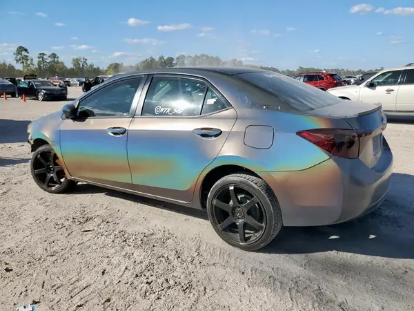 5YFBURHE3HP696162 2017 TOYOTA COROLLA - Image 2