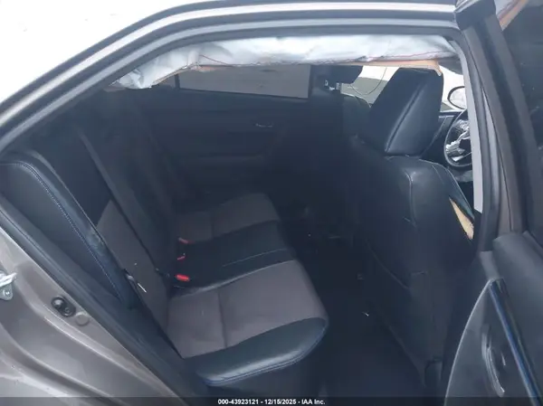 5YFBURHE3HP696694 2017 TOYOTA COROLLA - Image 8