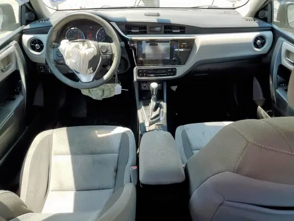 5YFBURHE3HP697179 2017 TOYOTA COROLLA - Image 8
