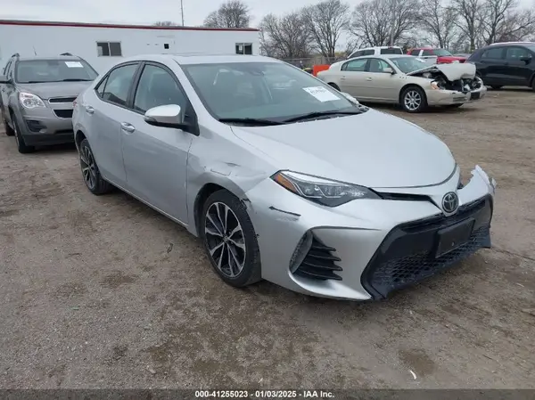 5YFBURHE3HP698042 2017 TOYOTA COROLLA - Image 1