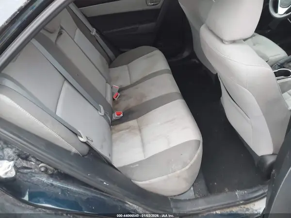 5YFBURHE3HP698803 2017 TOYOTA COROLLA - Image 8