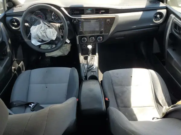 5YFBURHE3HP699109 2017 TOYOTA COROLLA - Image 8